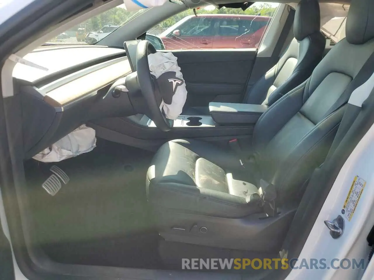 7 Photograph of a damaged car 7SAYGDEF9NF338317 TESLA MODEL Y 2022