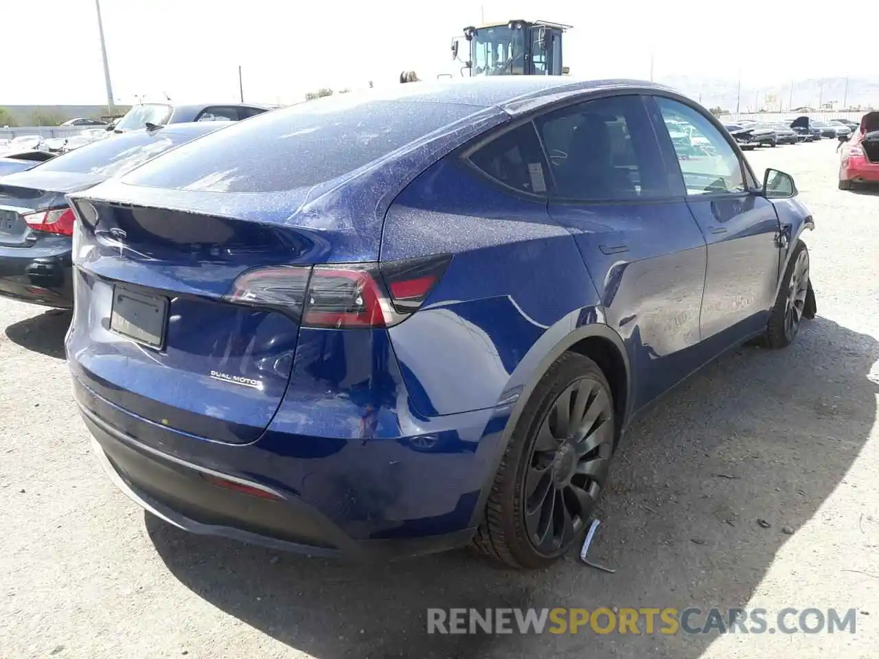 4 Photograph of a damaged car 7SAYGDEF9NF339919 TESLA MODEL Y 2022