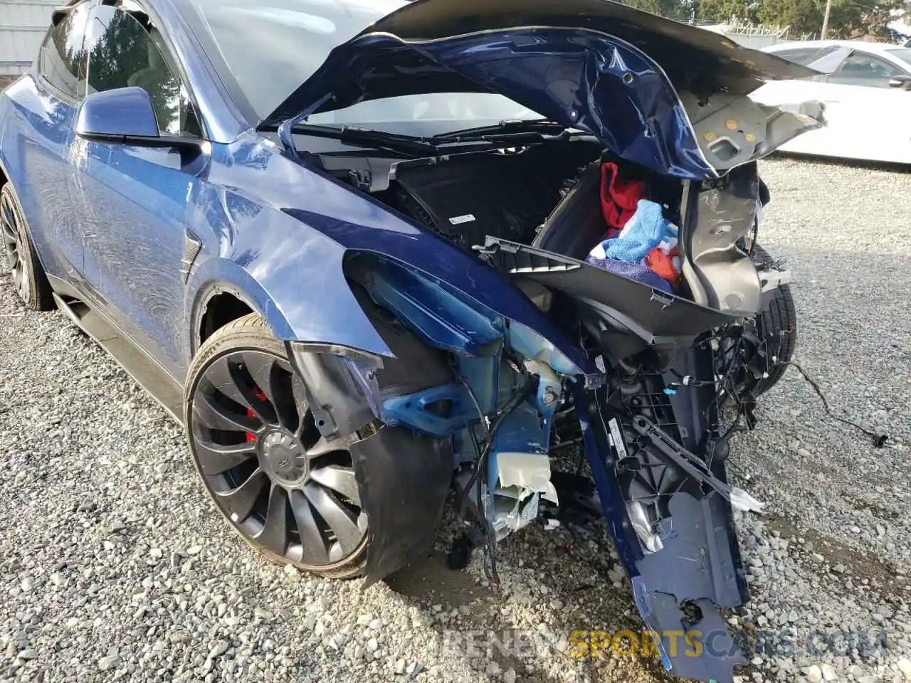 9 Photograph of a damaged car 7SAYGDEF9NF340925 TESLA MODEL Y 2022