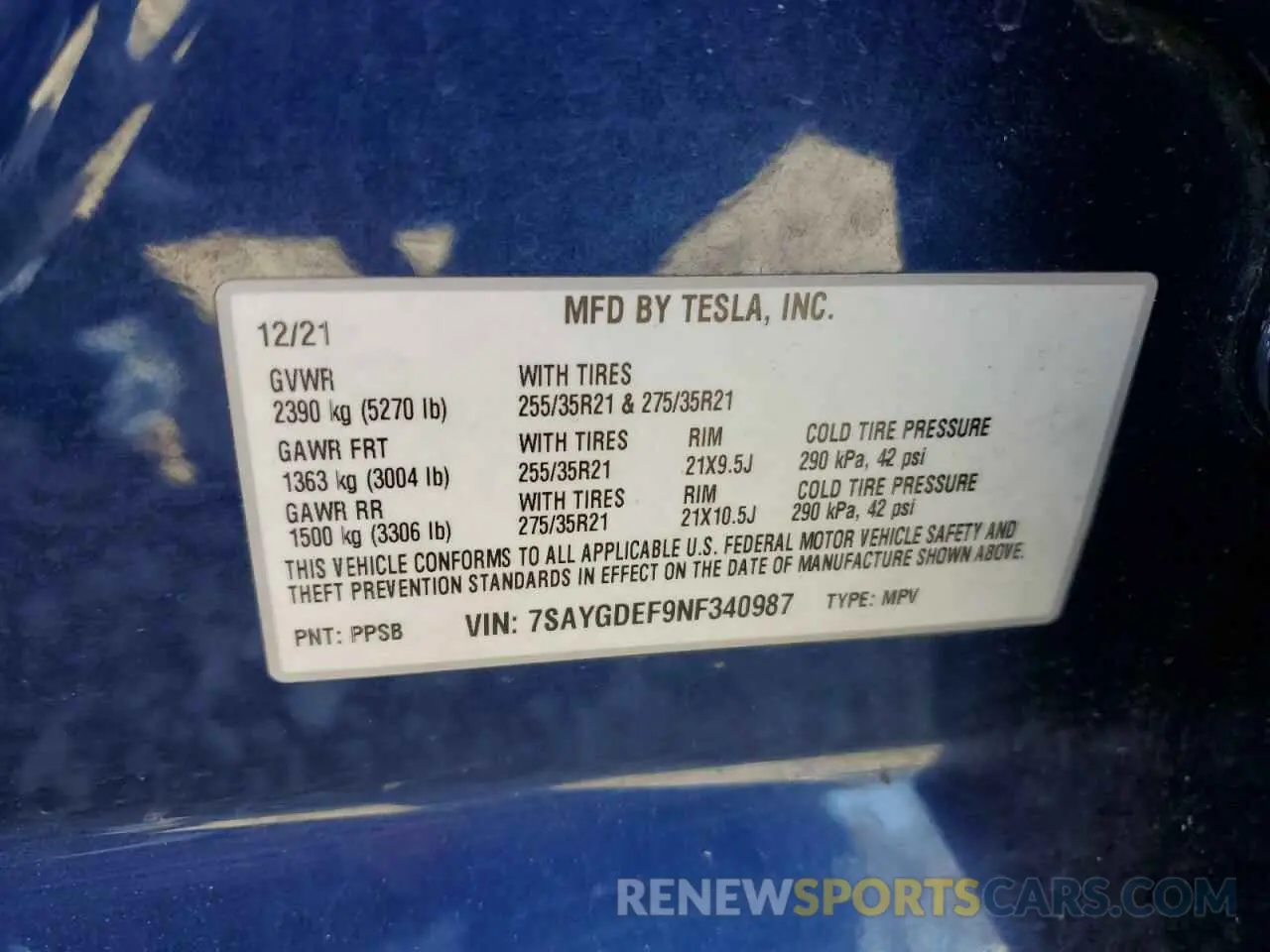 12 Photograph of a damaged car 7SAYGDEF9NF340987 TESLA MODEL Y 2022