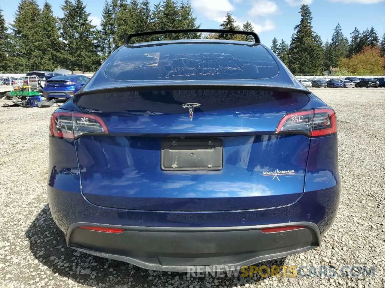 6 Photograph of a damaged car 7SAYGDEF9NF340987 TESLA MODEL Y 2022