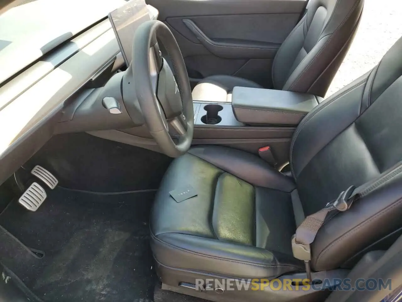 7 Photograph of a damaged car 7SAYGDEF9NF340987 TESLA MODEL Y 2022
