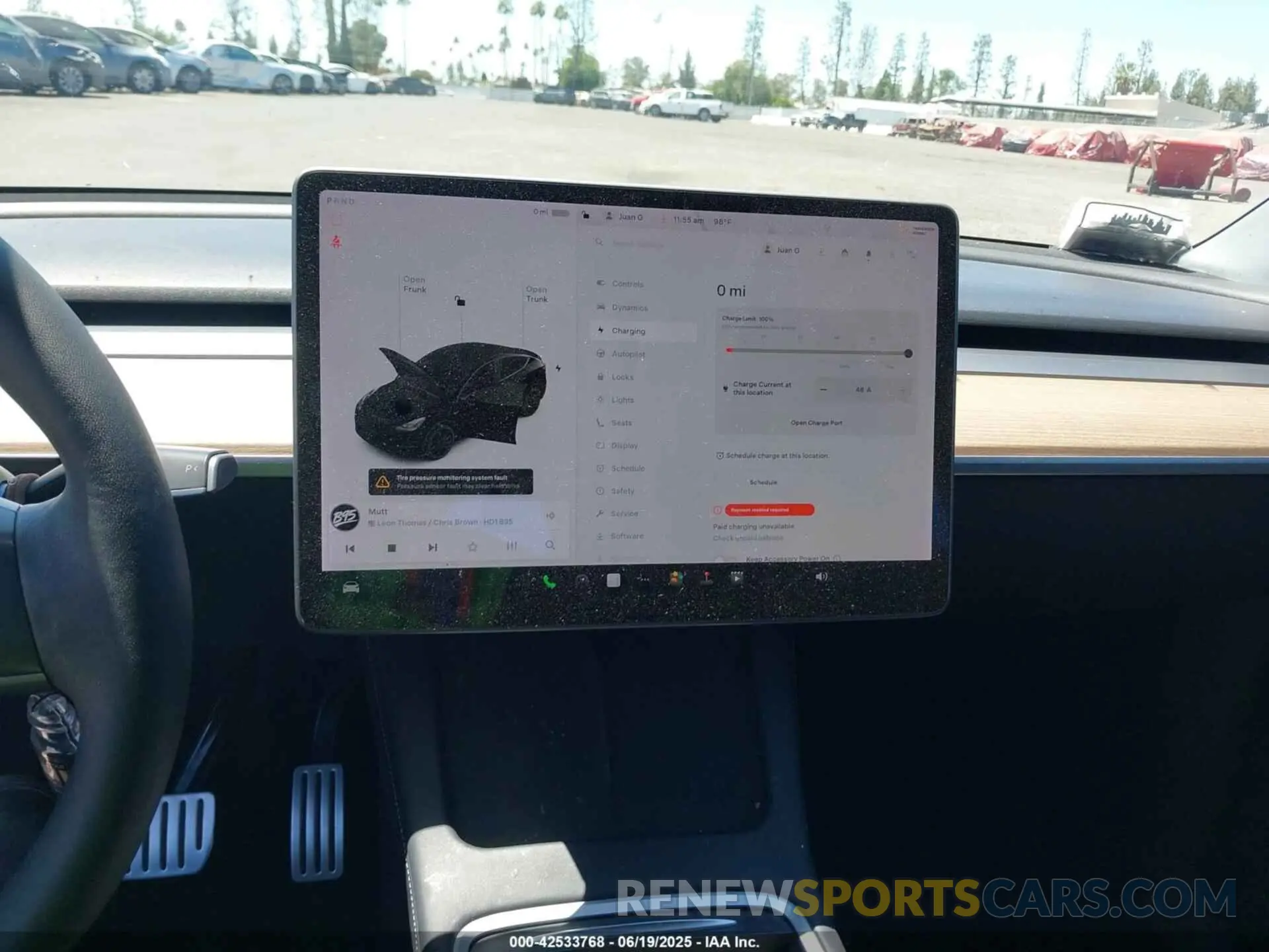 18 Photograph of a damaged car 7SAYGDEF9NF351990 TESLA MODEL Y 2022