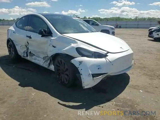 13 Photograph of a damaged car 7SAYGDEF9NF372337 TESLA MODEL Y 2022