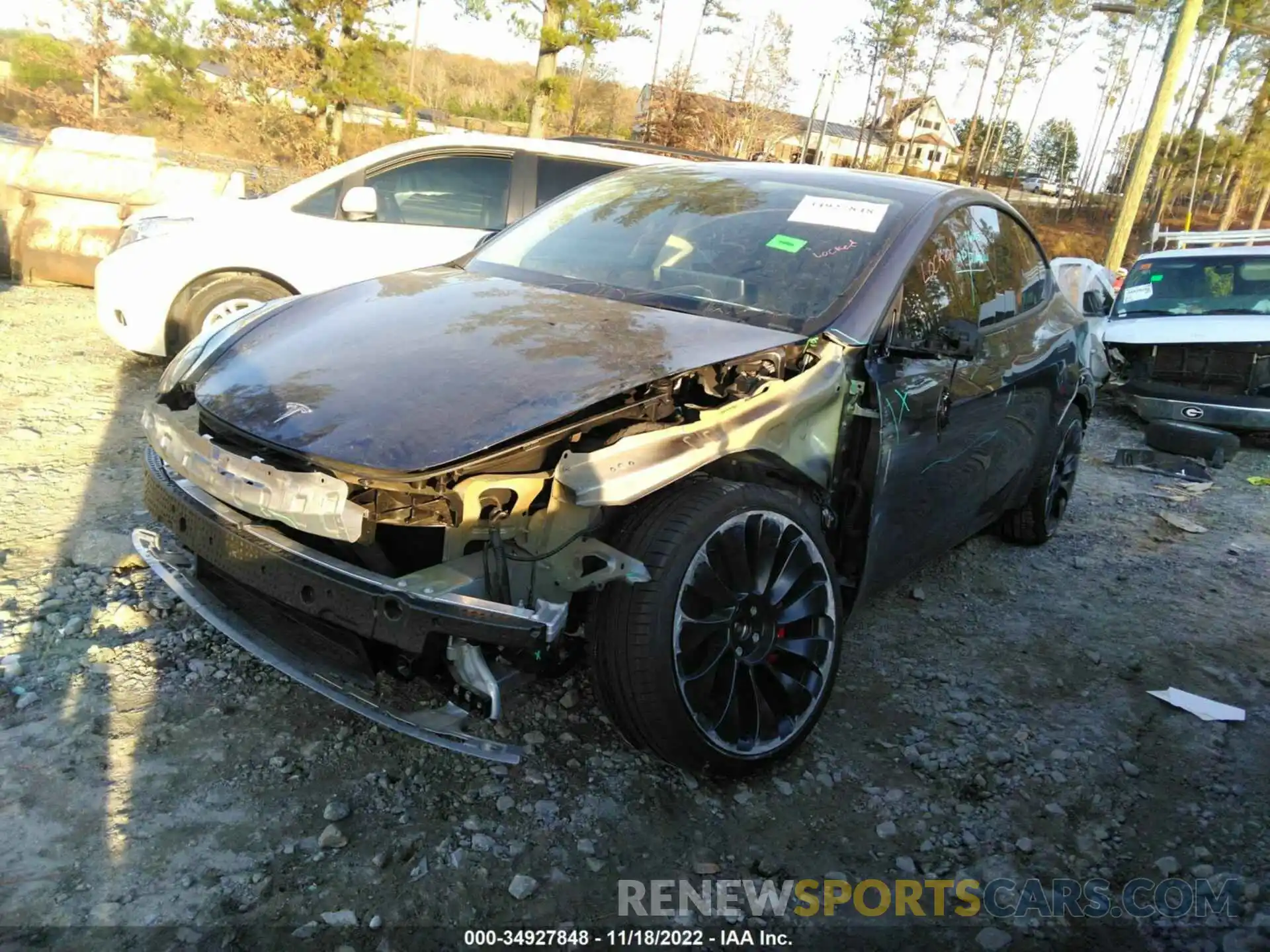 2 Photograph of a damaged car 7SAYGDEF9NF377120 TESLA MODEL Y 2022