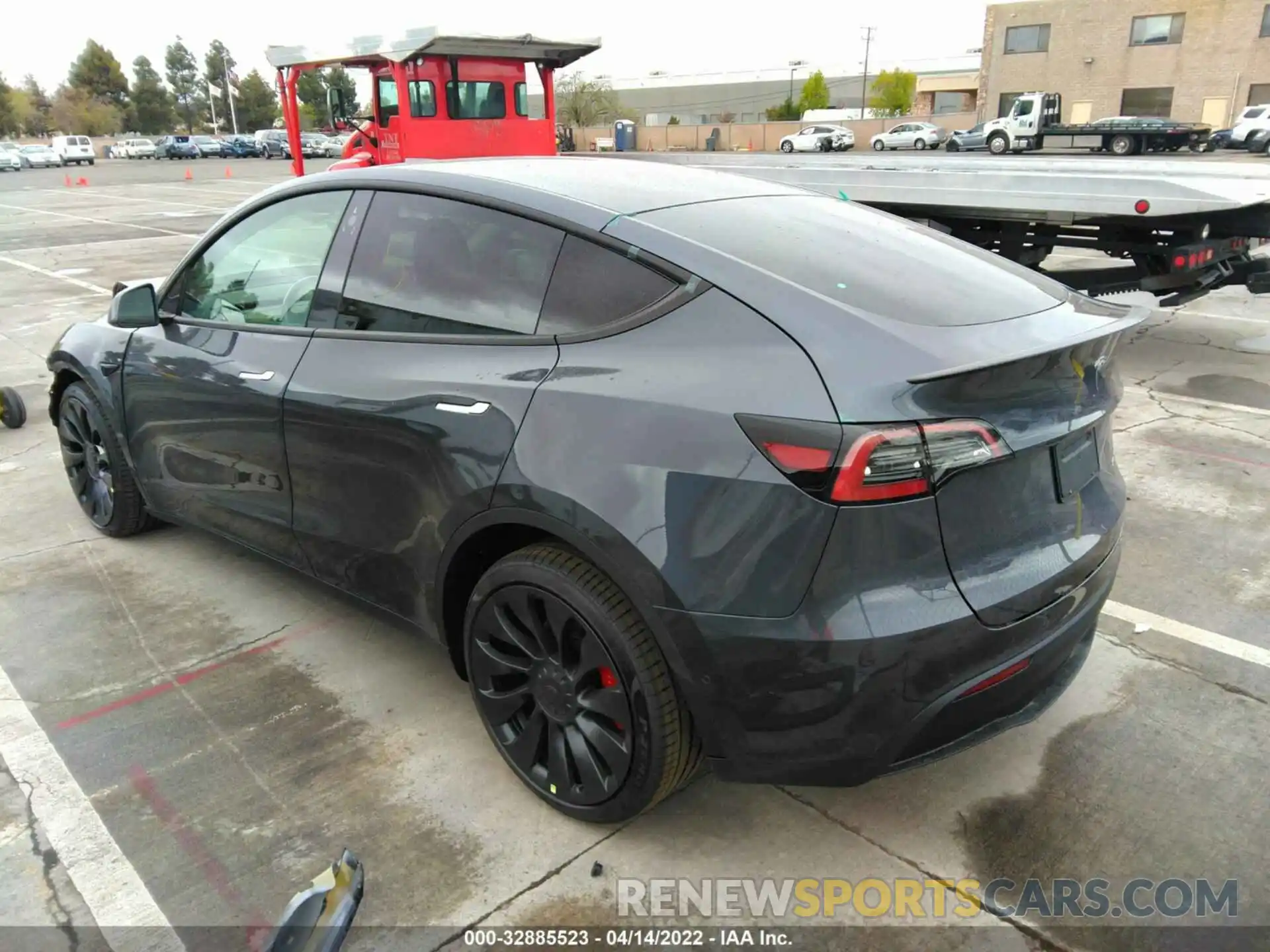 3 Photograph of a damaged car 7SAYGDEF9NF379675 TESLA MODEL Y 2022