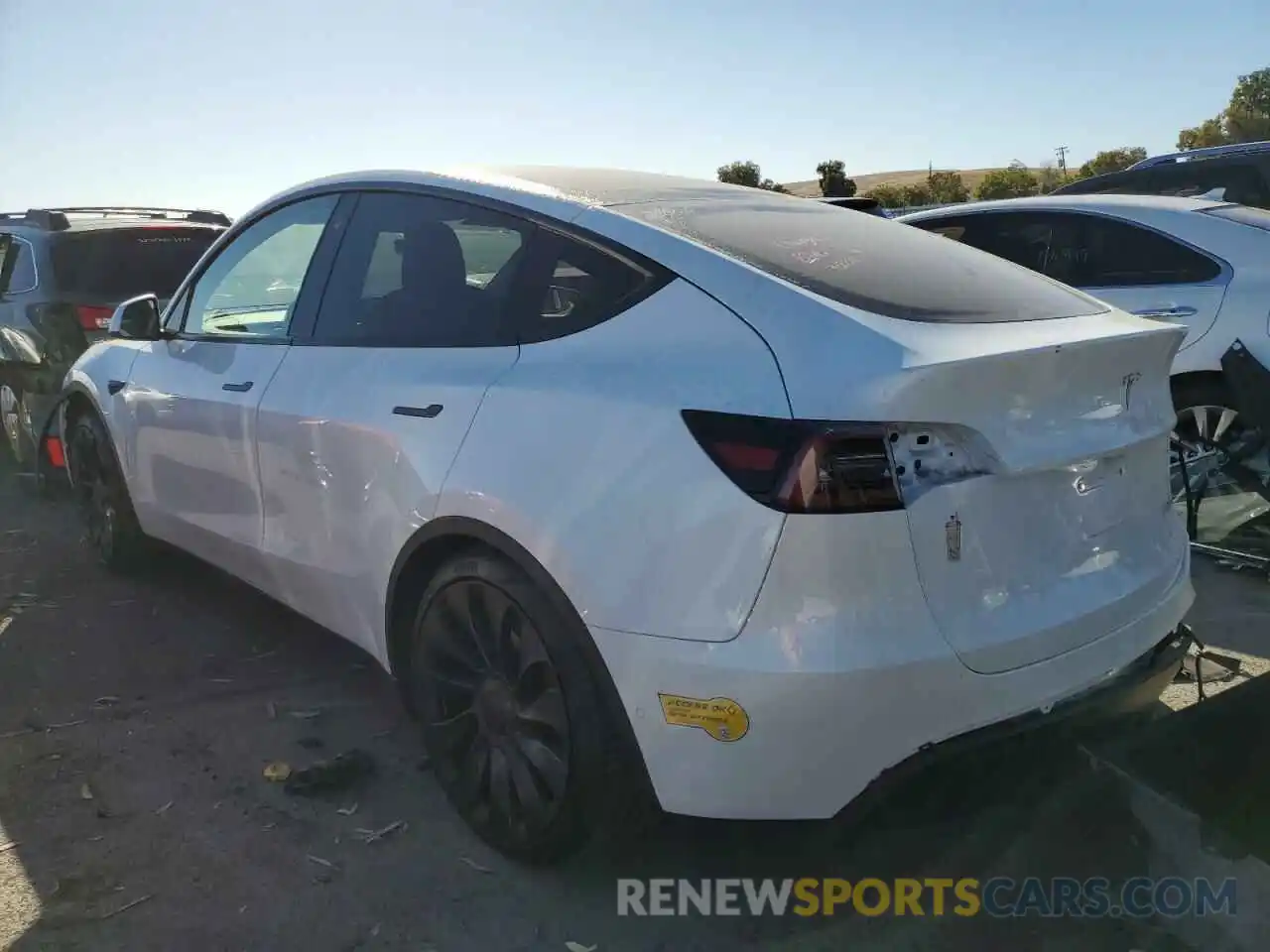 3 Photograph of a damaged car 7SAYGDEF9NF383208 TESLA MODEL Y 2022