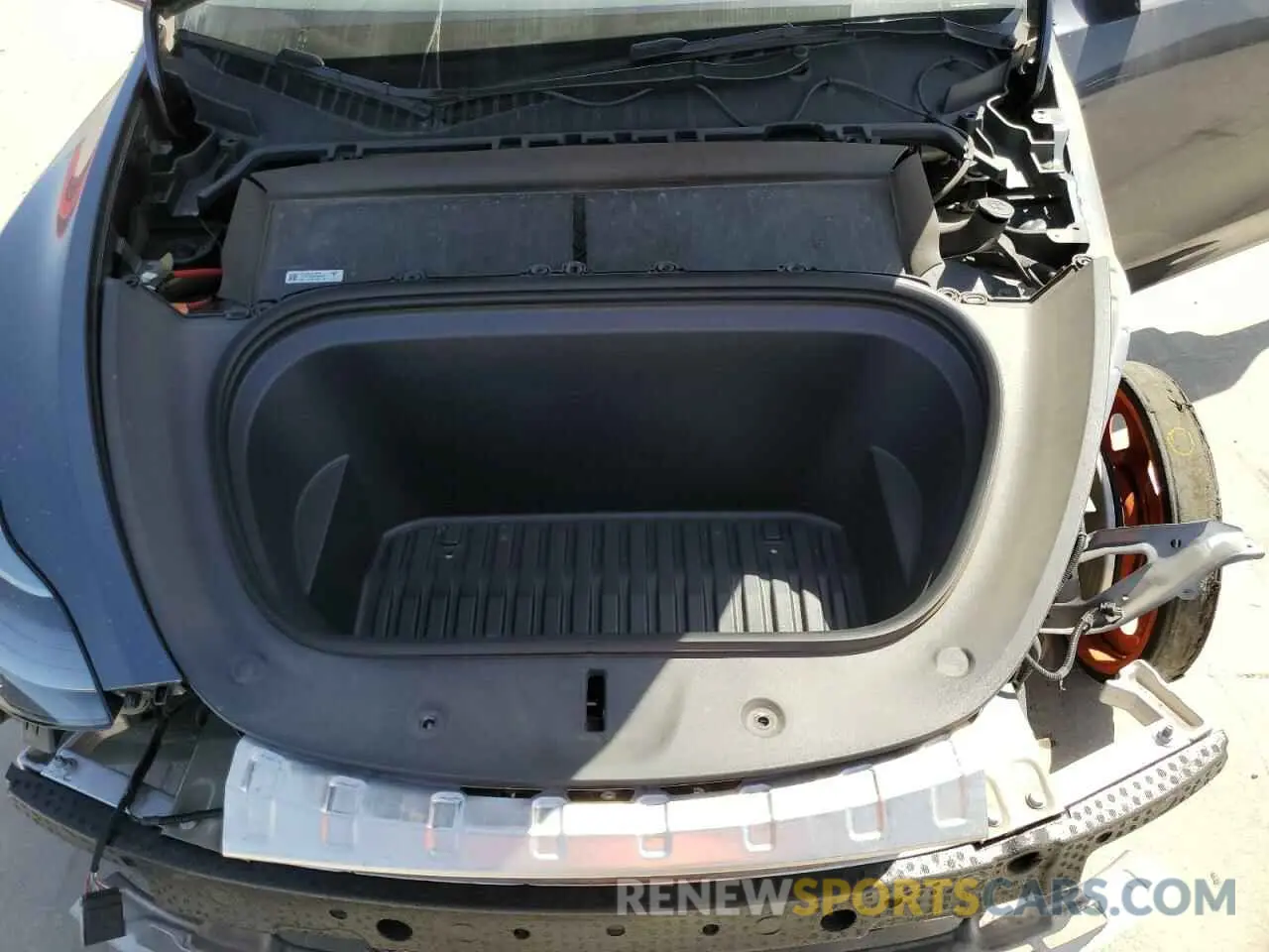 13 Photograph of a damaged car 7SAYGDEF9NF391454 TESLA MODEL Y 2022