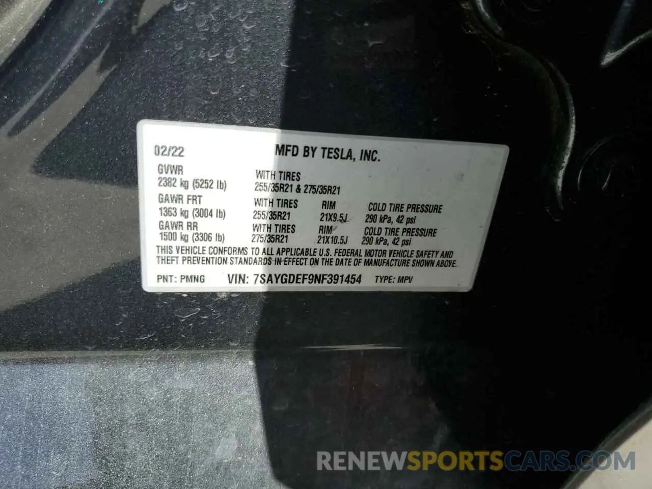 16 Photograph of a damaged car 7SAYGDEF9NF391454 TESLA MODEL Y 2022