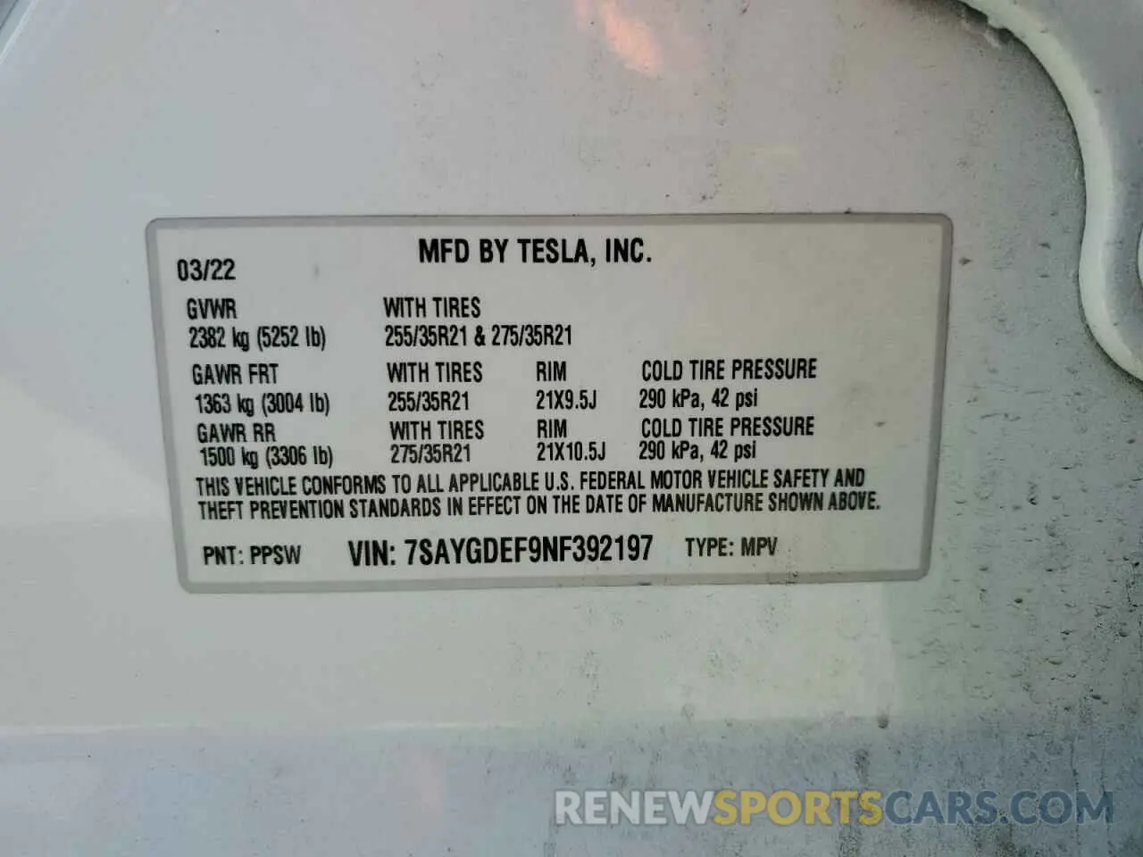 12 Photograph of a damaged car 7SAYGDEF9NF392197 TESLA MODEL Y 2022