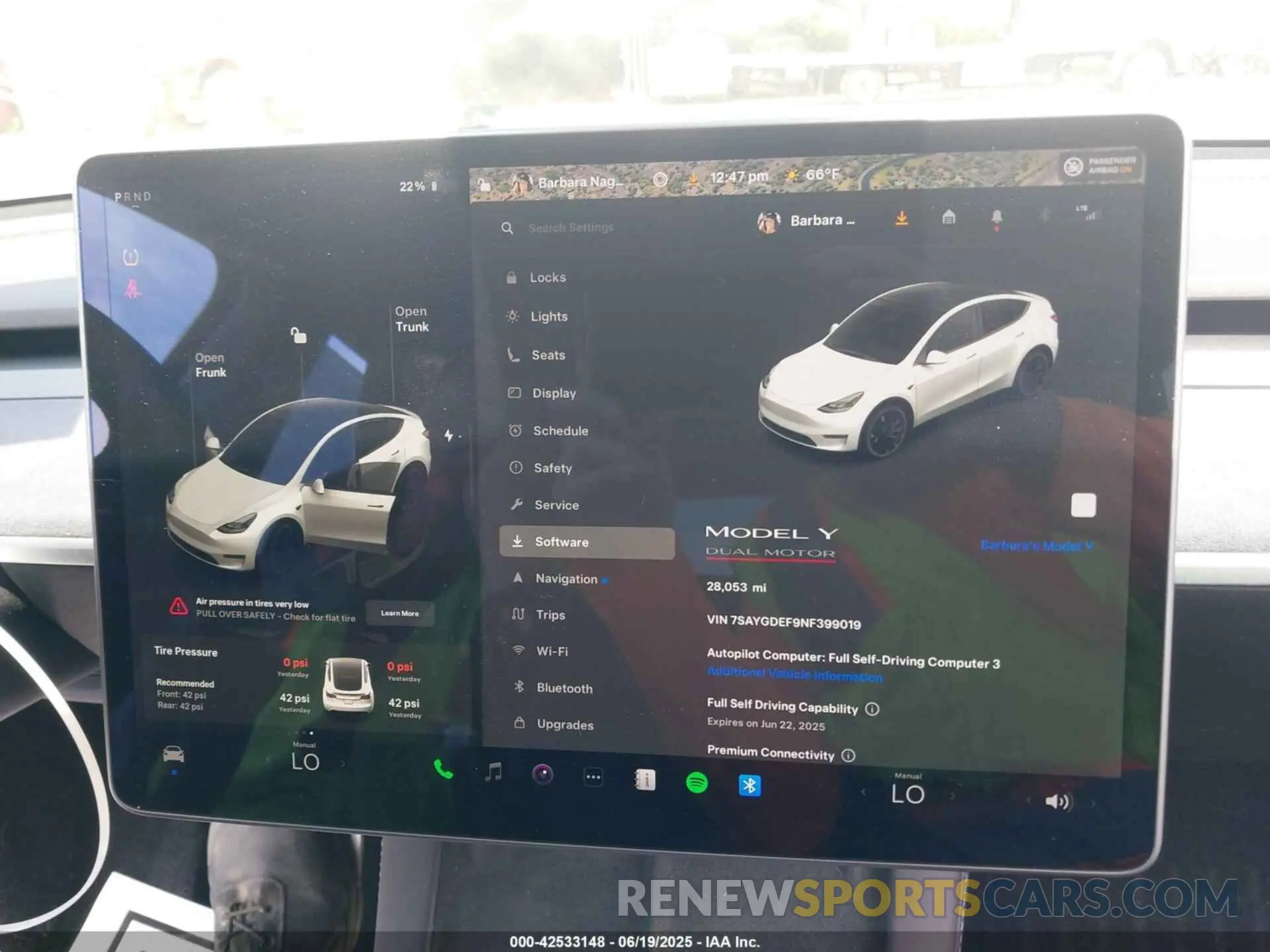 7 Photograph of a damaged car 7SAYGDEF9NF399019 TESLA MODEL Y 2022