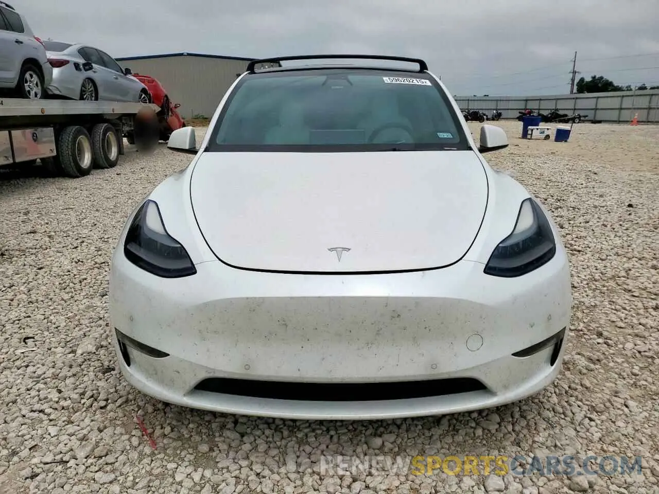 5 Photograph of a damaged car 7SAYGDEF9NF399909 TESLA MODEL Y 2022