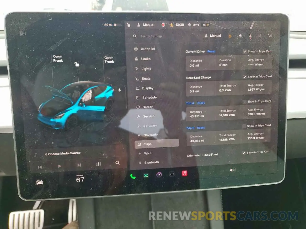 9 Photograph of a damaged car 7SAYGDEF9NF399909 TESLA MODEL Y 2022