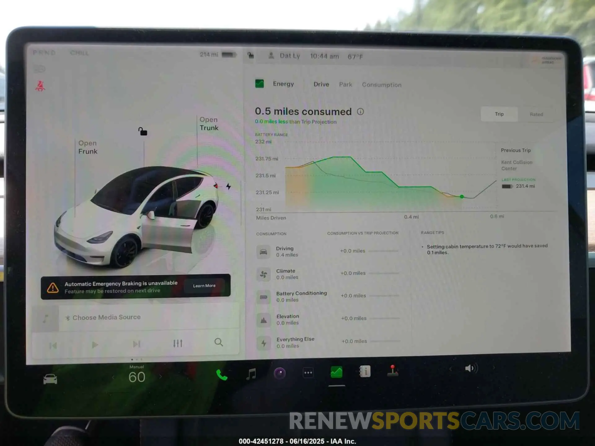 18 Photograph of a damaged car 7SAYGDEF9NF400265 TESLA MODEL Y 2022