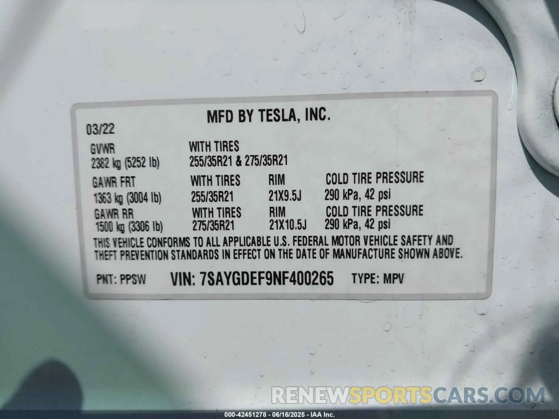 9 Photograph of a damaged car 7SAYGDEF9NF400265 TESLA MODEL Y 2022