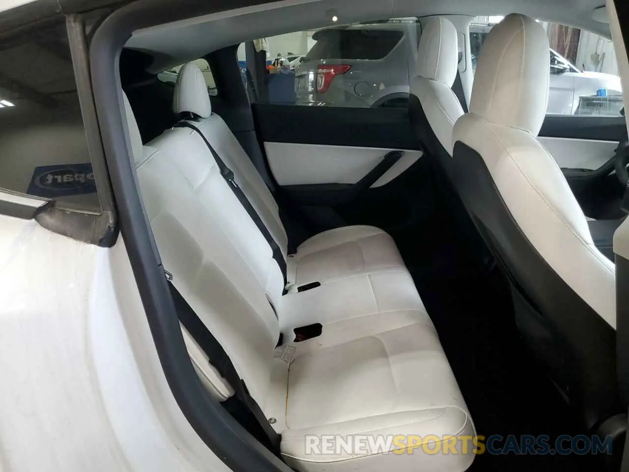 10 Photograph of a damaged car 7SAYGDEF9NF405370 TESLA MODEL Y 2022