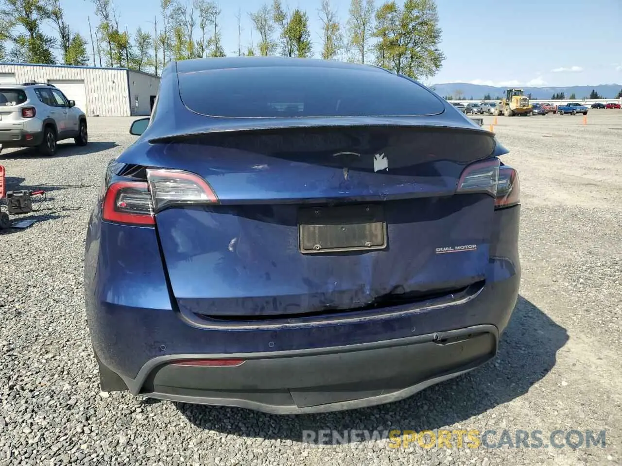 6 Photograph of a damaged car 7SAYGDEF9NF405837 TESLA MODEL Y 2022