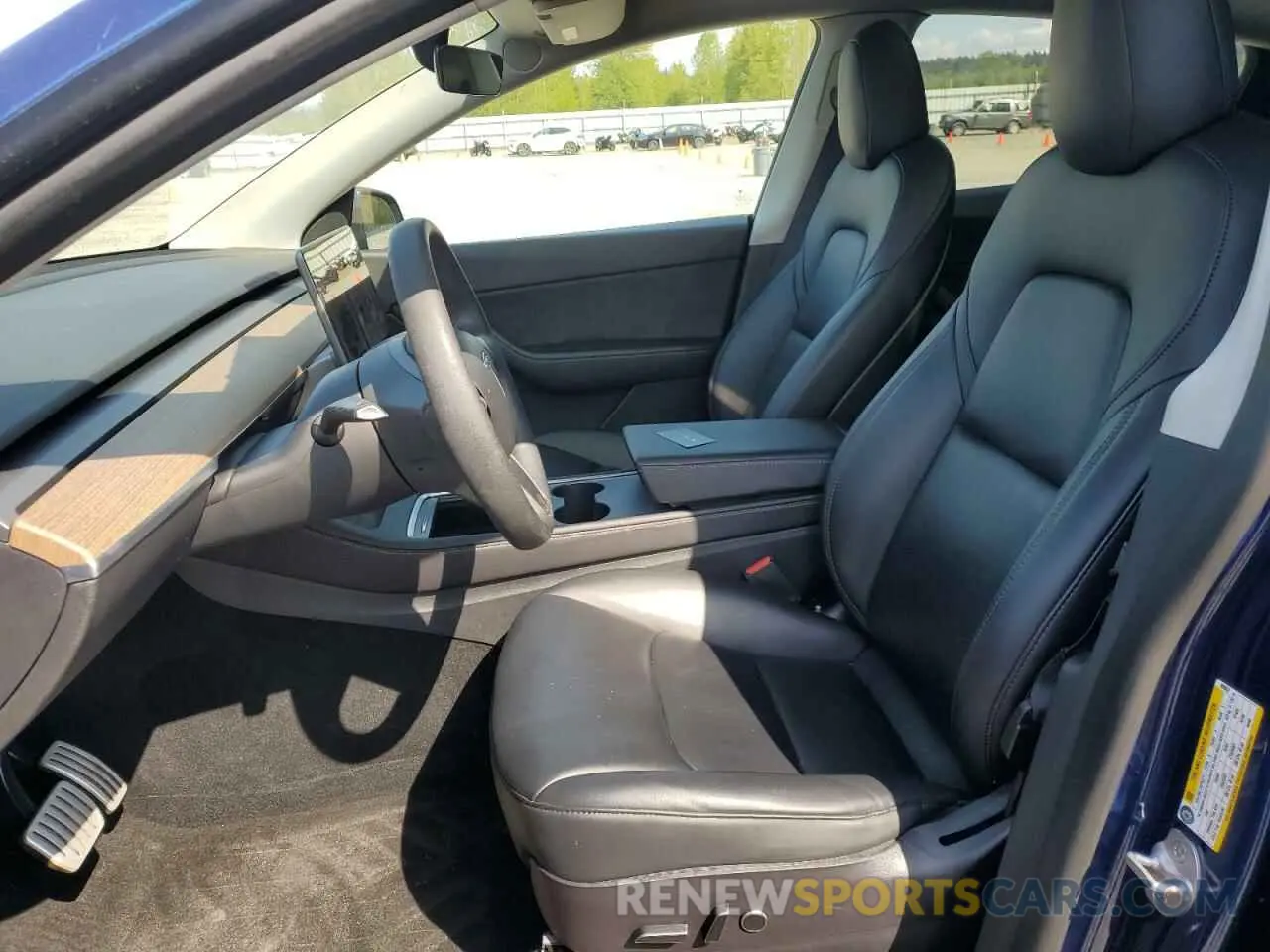 7 Photograph of a damaged car 7SAYGDEF9NF405837 TESLA MODEL Y 2022