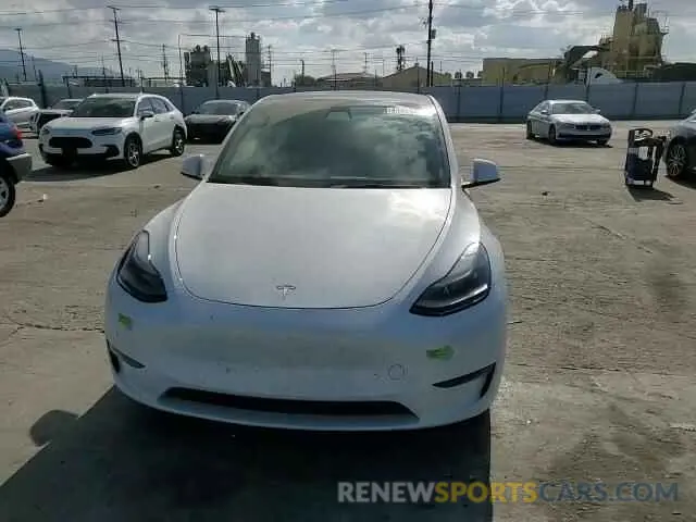 12 Photograph of a damaged car 7SAYGDEF9NF406812 TESLA MODEL Y 2022