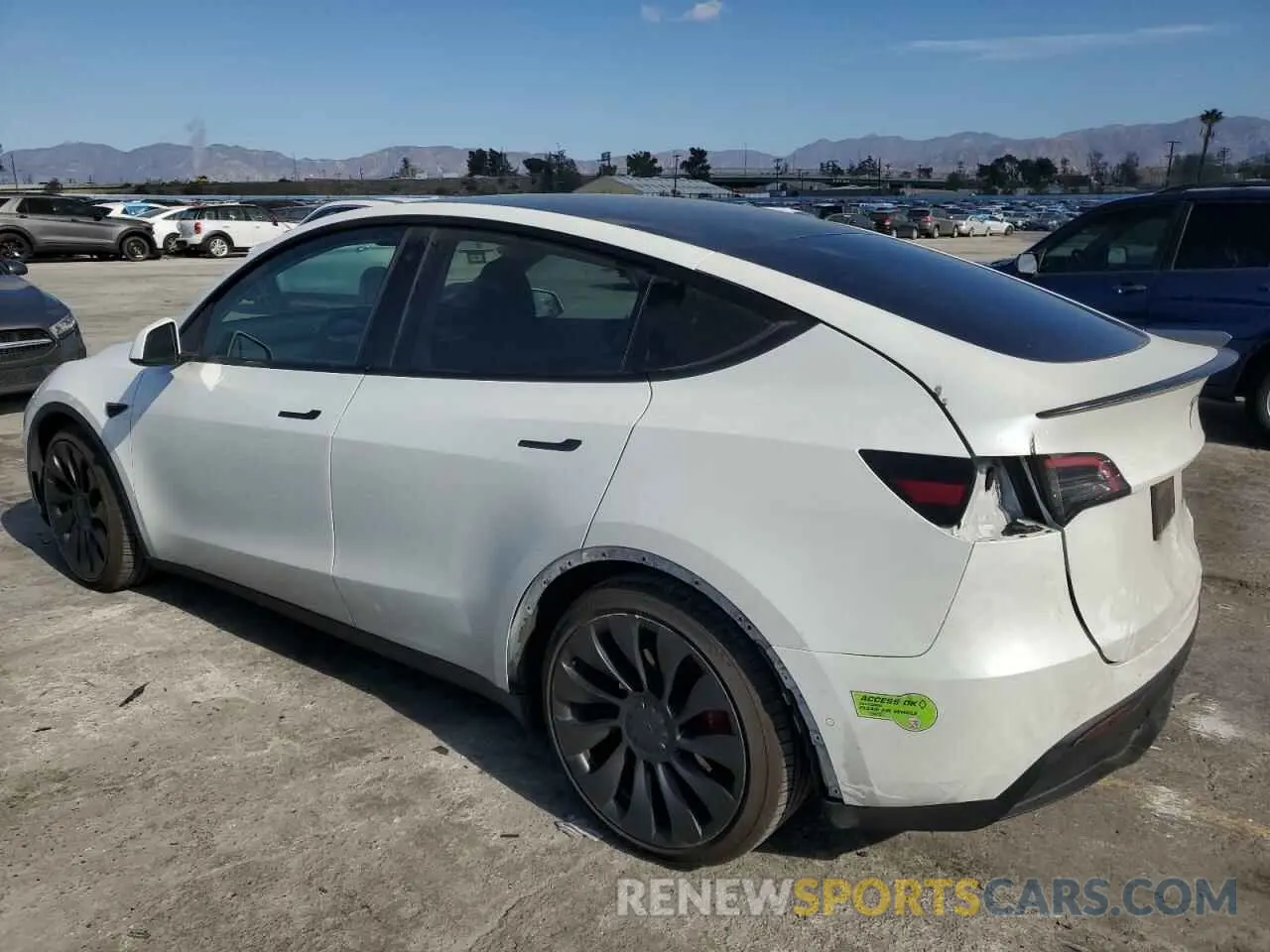 2 Photograph of a damaged car 7SAYGDEF9NF406812 TESLA MODEL Y 2022