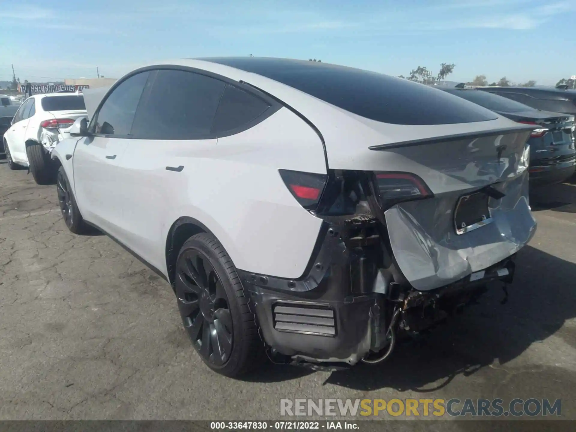 3 Photograph of a damaged car 7SAYGDEF9NF408432 TESLA MODEL Y 2022