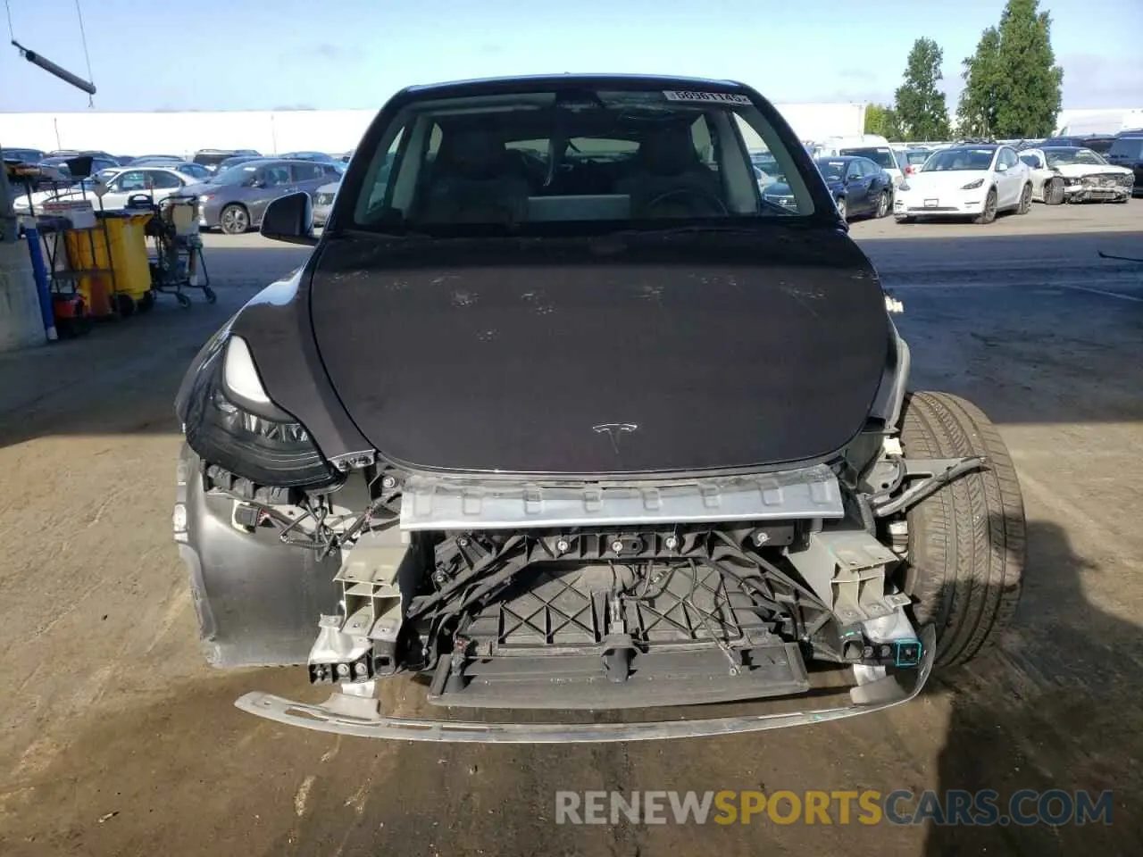 5 Photograph of a damaged car 7SAYGDEF9NF411721 TESLA MODEL Y 2022