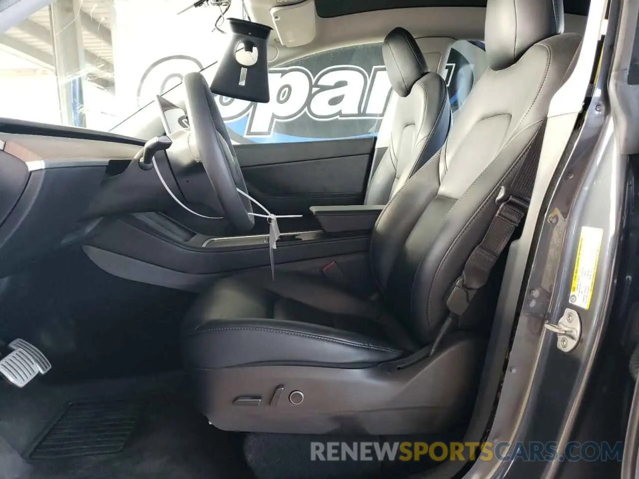 7 Photograph of a damaged car 7SAYGDEF9NF411721 TESLA MODEL Y 2022
