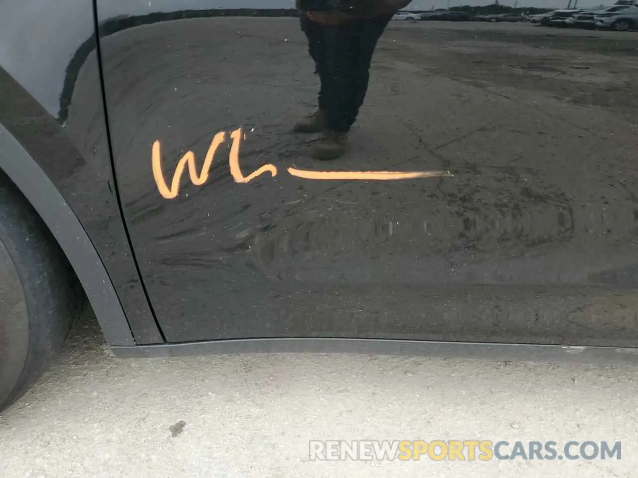 12 Photograph of a damaged car 7SAYGDEF9NF463382 TESLA MODEL Y 2022