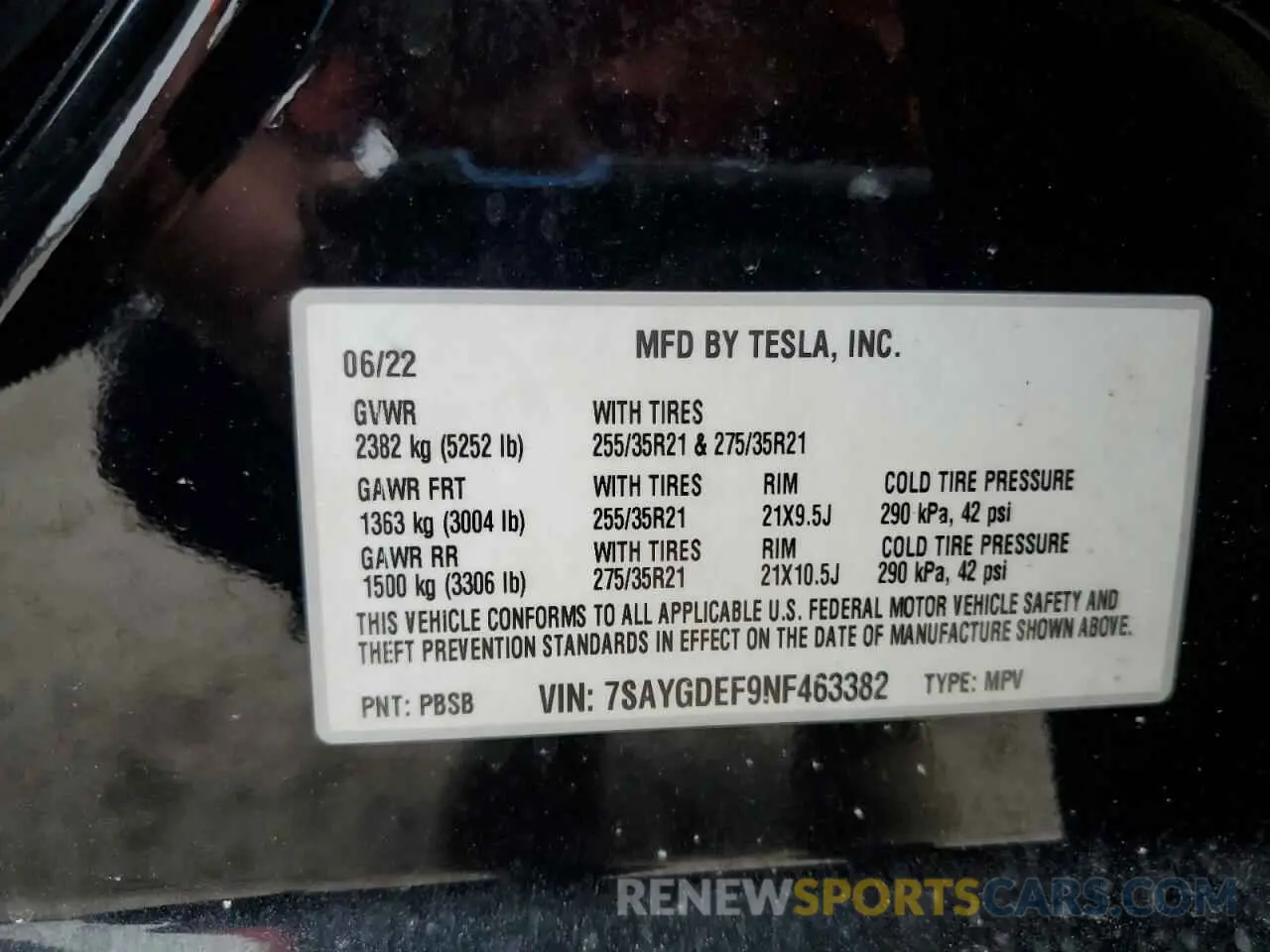 13 Photograph of a damaged car 7SAYGDEF9NF463382 TESLA MODEL Y 2022