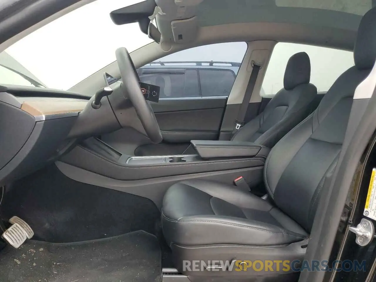 7 Photograph of a damaged car 7SAYGDEF9NF463382 TESLA MODEL Y 2022