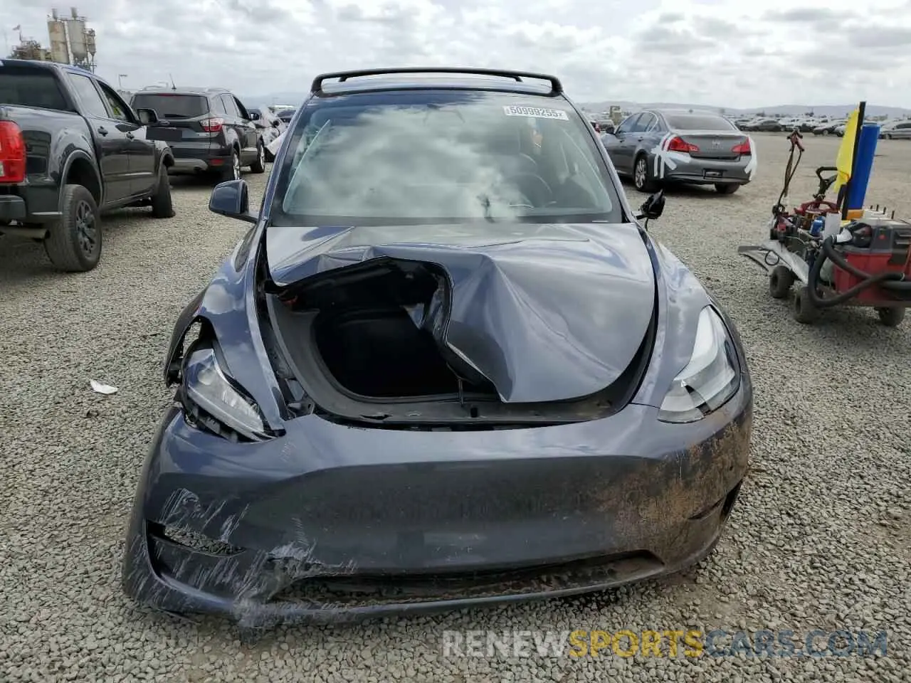 5 Photograph of a damaged car 7SAYGDEF9NF464550 TESLA MODEL Y 2022