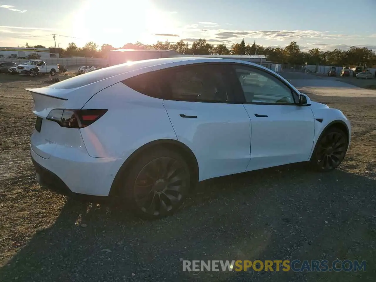 3 Photograph of a damaged car 7SAYGDEF9NF491098 TESLA MODEL Y 2022