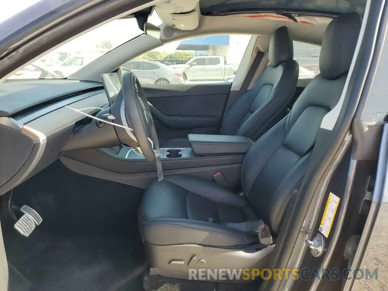 7 Photograph of a damaged car 7SAYGDEF9NF513648 TESLA MODEL Y 2022