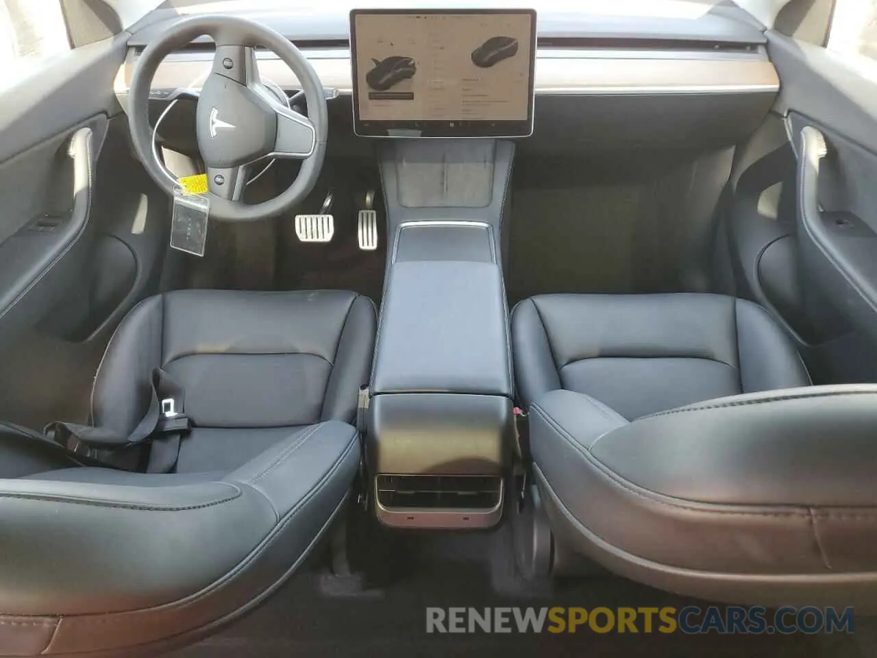 8 Photograph of a damaged car 7SAYGDEF9NF513648 TESLA MODEL Y 2022