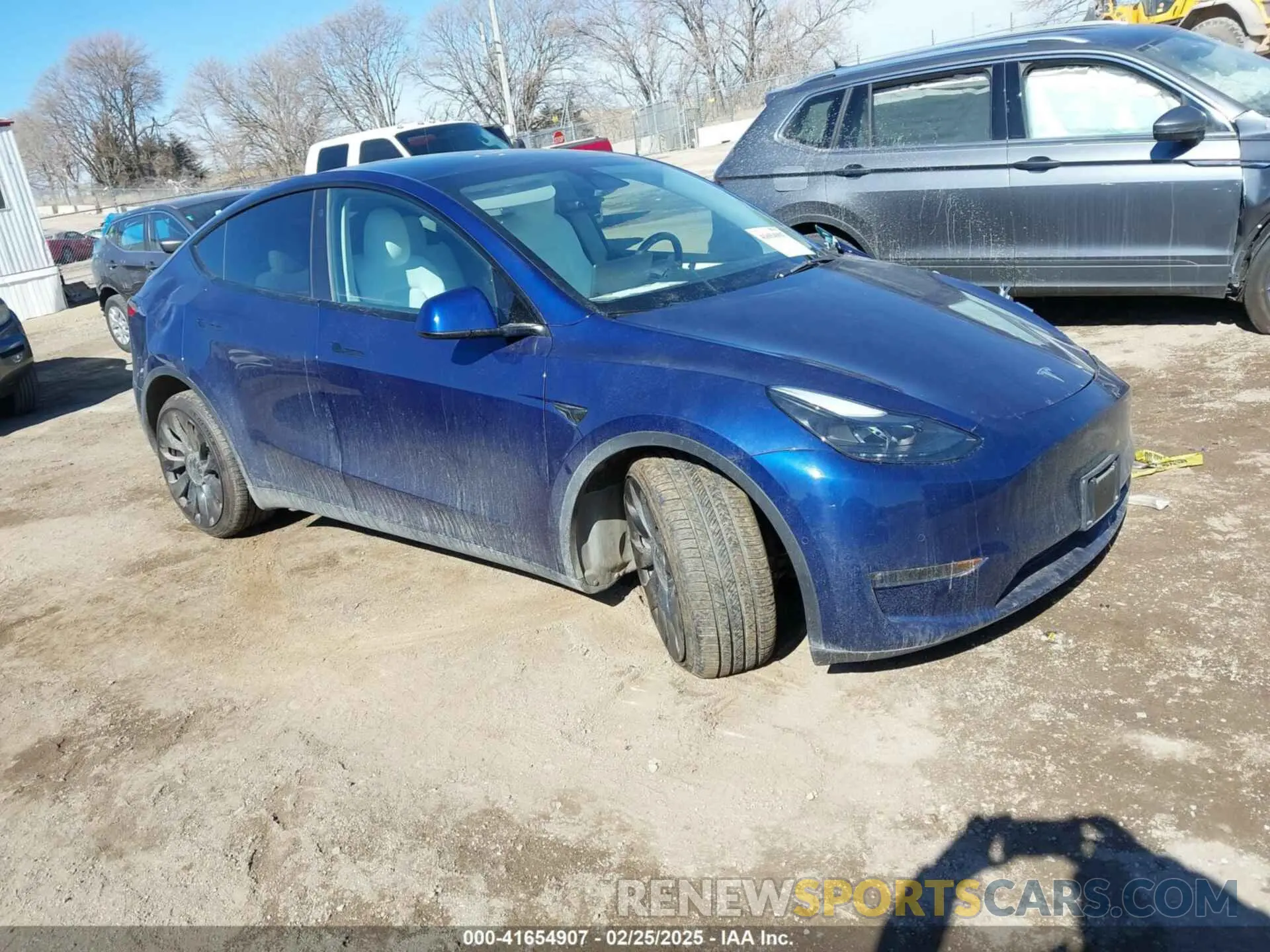 1 Photograph of a damaged car 7SAYGDEF9NF523452 TESLA MODEL Y 2022