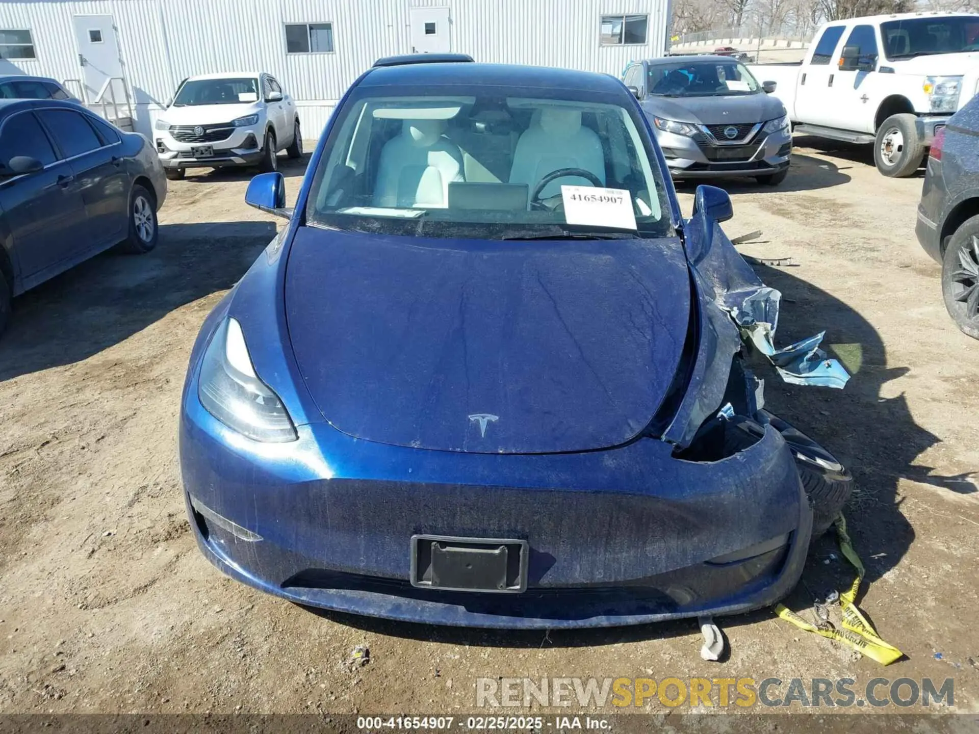 12 Photograph of a damaged car 7SAYGDEF9NF523452 TESLA MODEL Y 2022