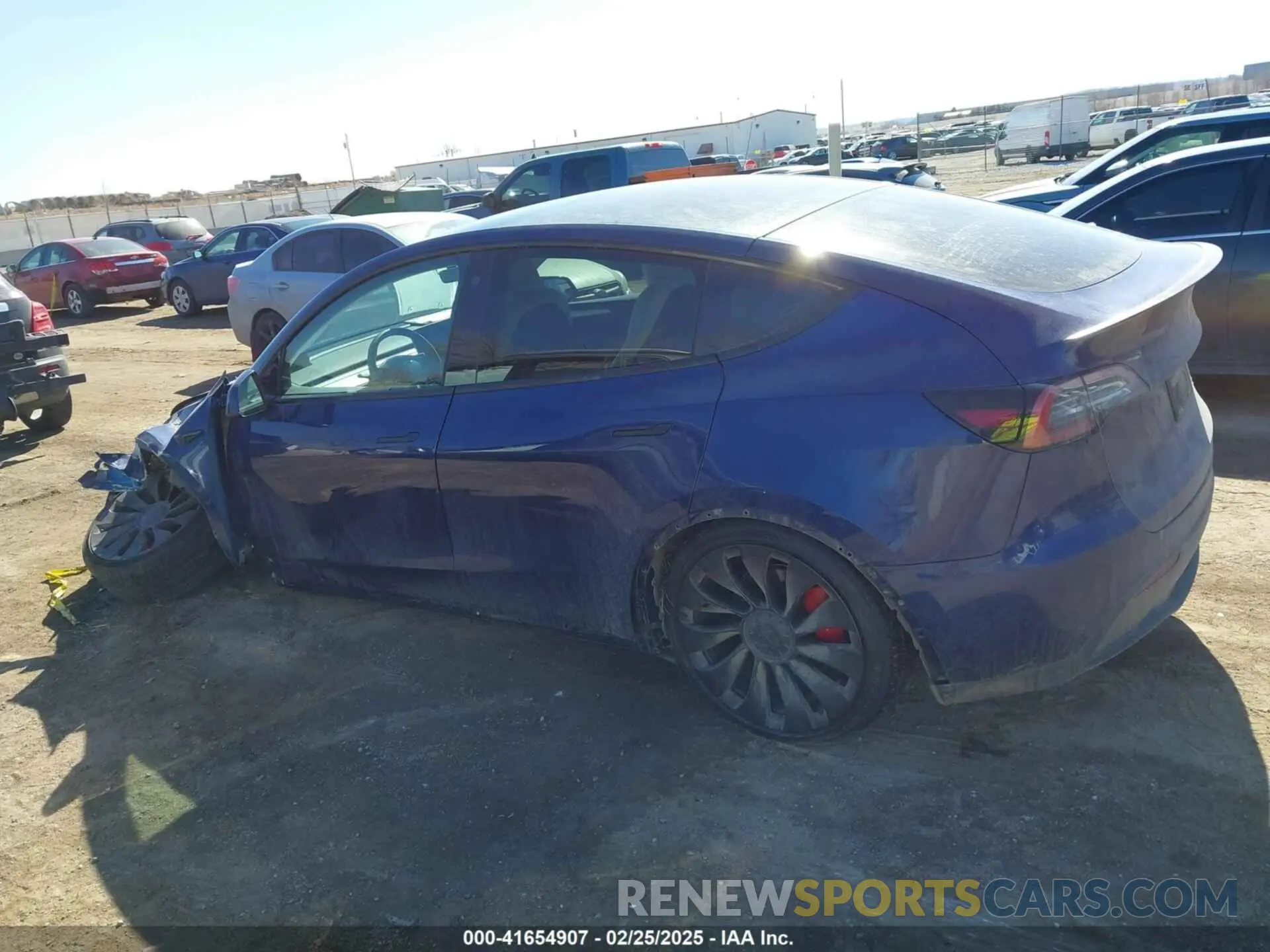 14 Photograph of a damaged car 7SAYGDEF9NF523452 TESLA MODEL Y 2022