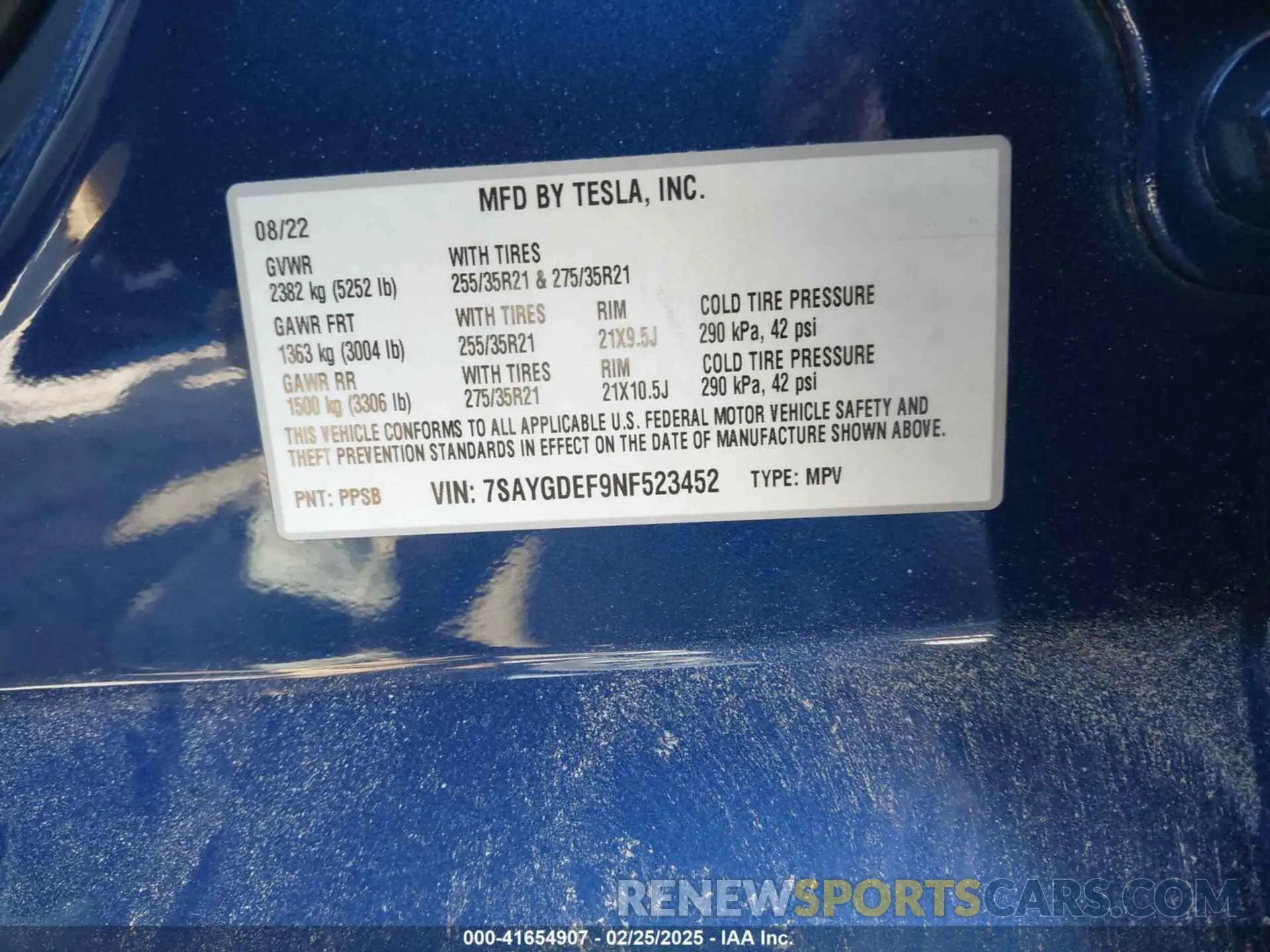 9 Photograph of a damaged car 7SAYGDEF9NF523452 TESLA MODEL Y 2022
