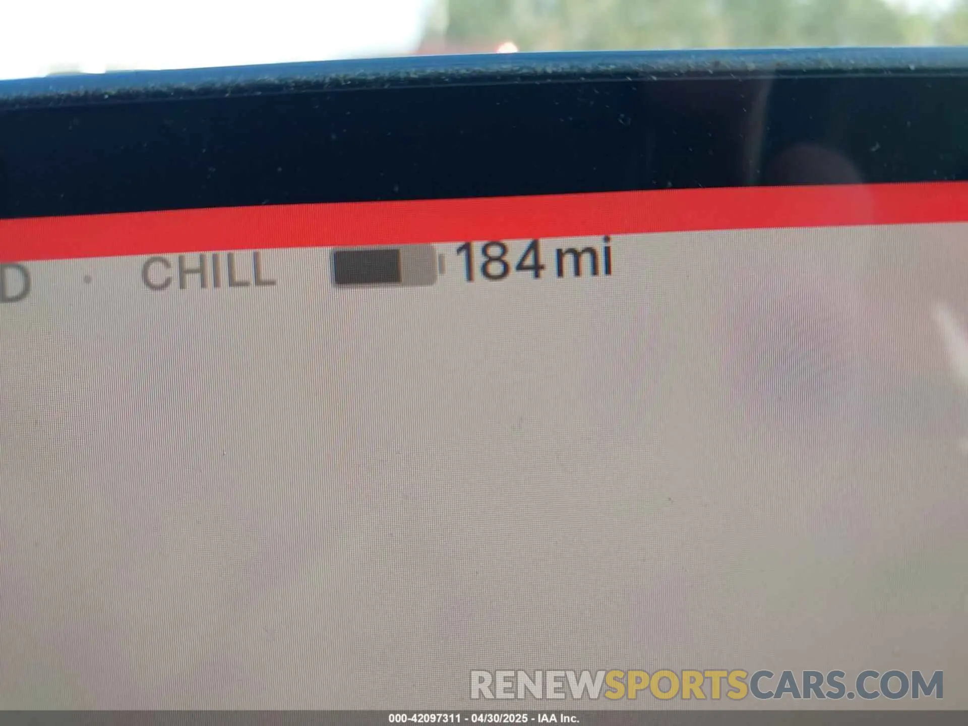 17 Photograph of a damaged car 7SAYGDEF9NF542745 TESLA MODEL Y 2022