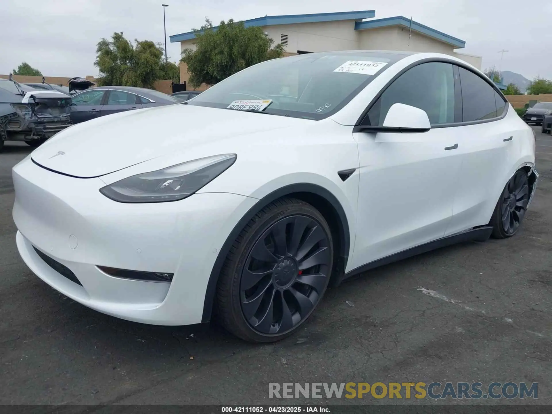 2 Photograph of a damaged car 7SAYGDEF9NF554653 TESLA MODEL Y 2022