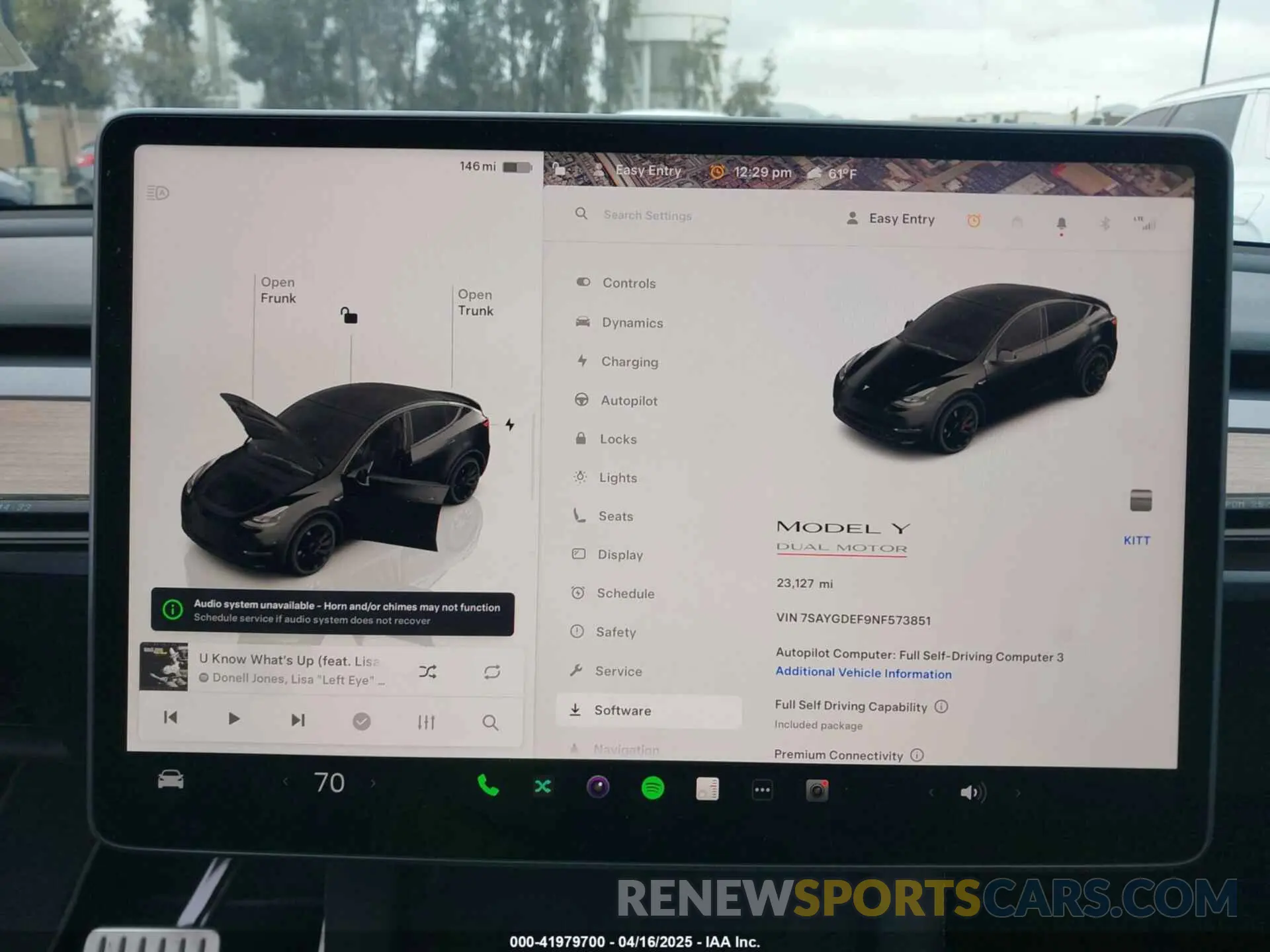 19 Photograph of a damaged car 7SAYGDEF9NF573851 TESLA MODEL Y 2022