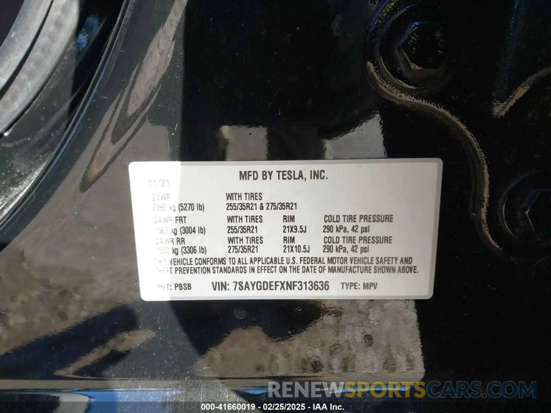 9 Photograph of a damaged car 7SAYGDEFXNF313636 TESLA MODEL Y 2022