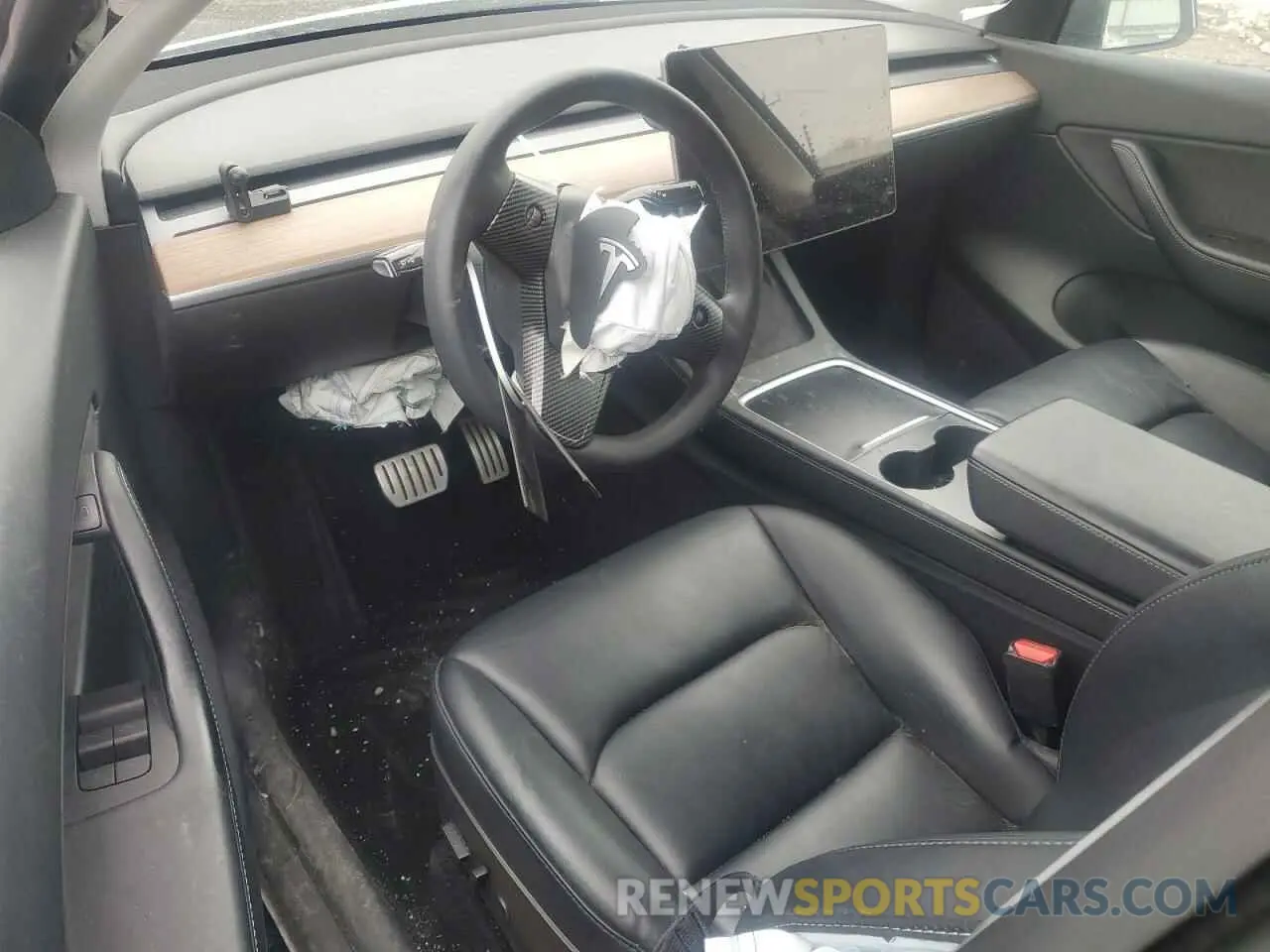 8 Photograph of a damaged car 7SAYGDEFXNF322935 TESLA MODEL Y 2022