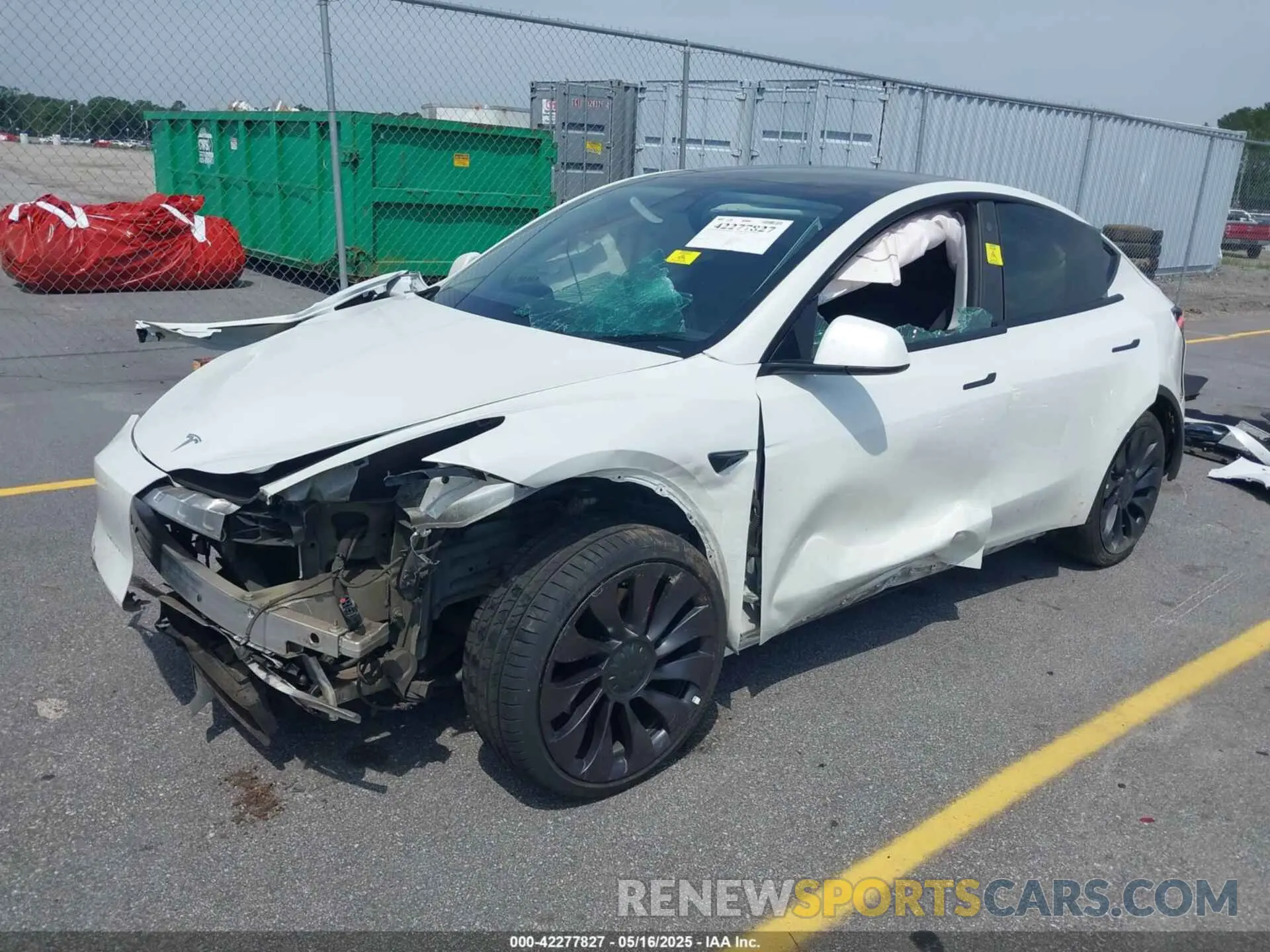 2 Photograph of a damaged car 7SAYGDEFXNF327701 TESLA MODEL Y 2022