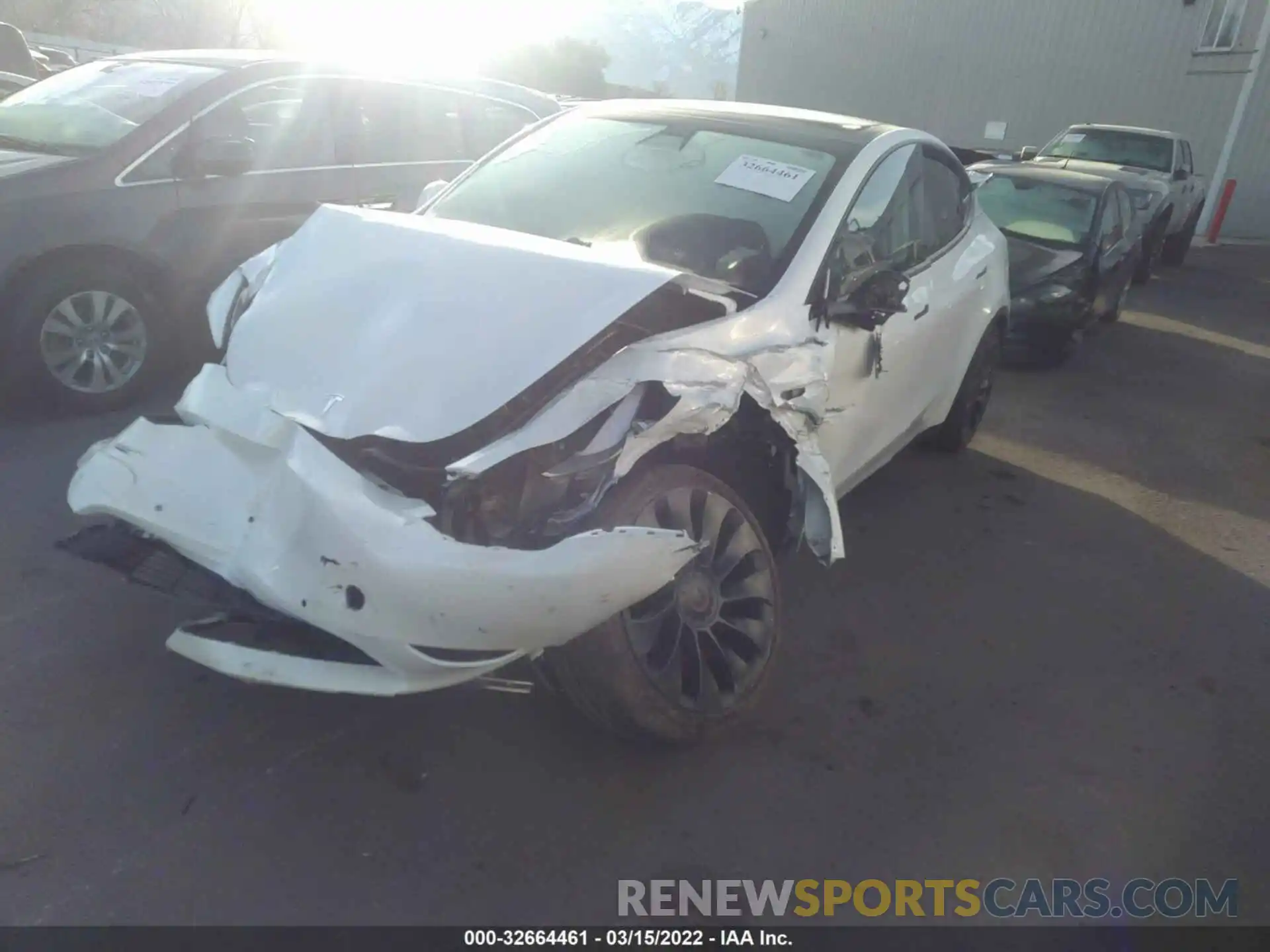 2 Photograph of a damaged car 7SAYGDEFXNF365624 TESLA MODEL Y 2022