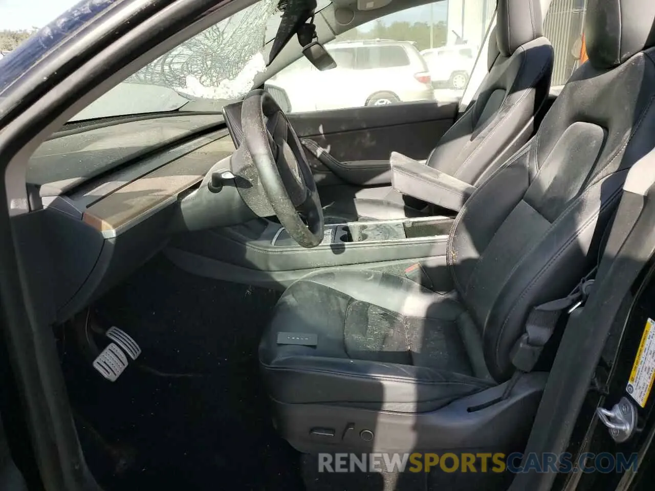 7 Photograph of a damaged car 7SAYGDEFXNF383167 TESLA MODEL Y 2022