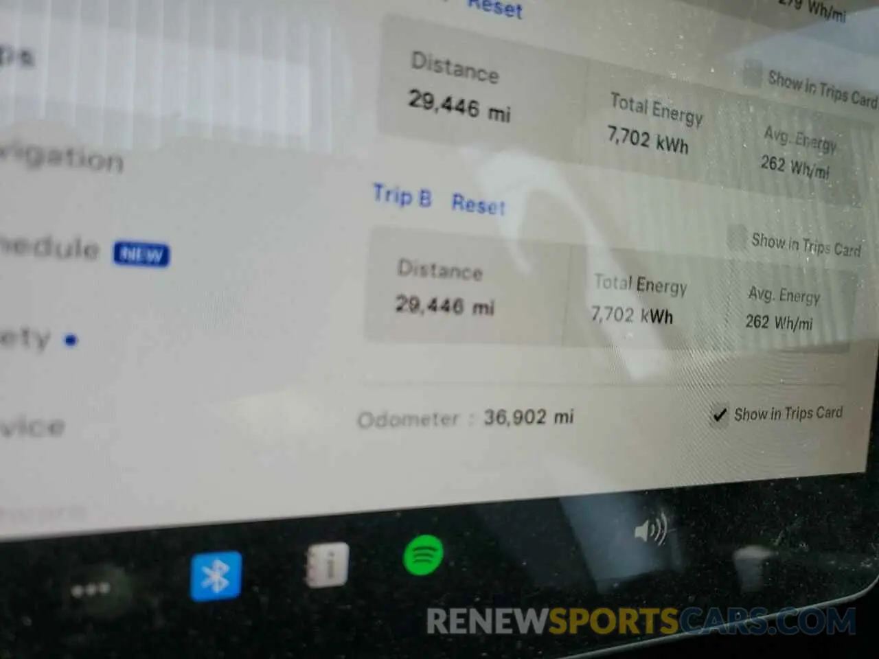 9 Photograph of a damaged car 7SAYGDEFXNF383167 TESLA MODEL Y 2022