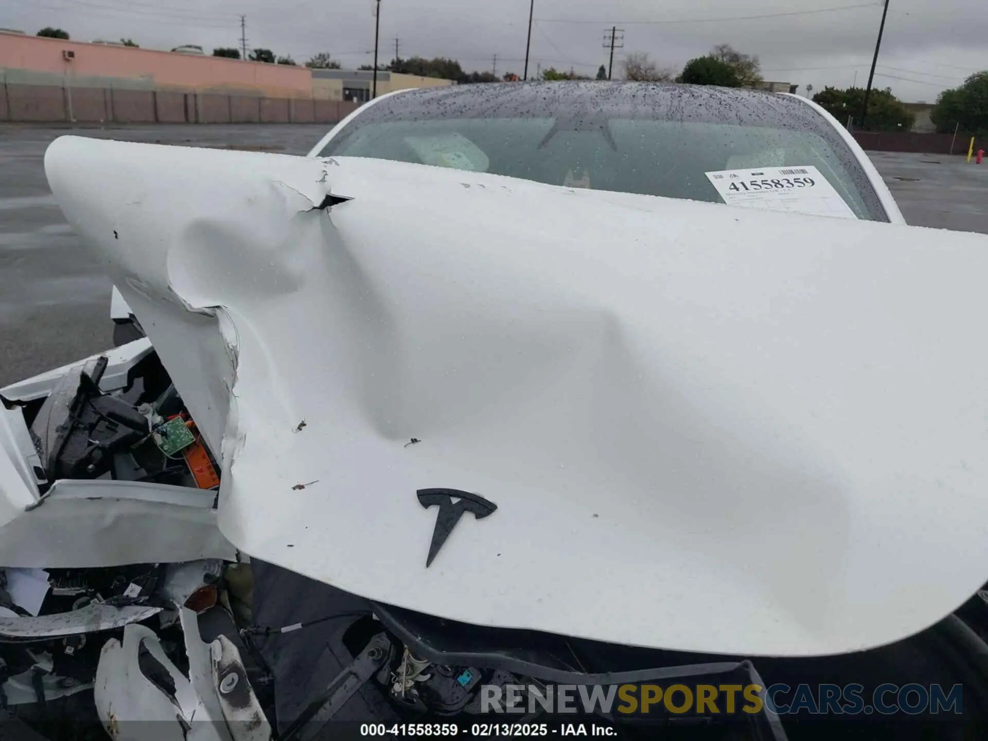 10 Photograph of a damaged car 7SAYGDEFXNF384268 TESLA MODEL Y 2022