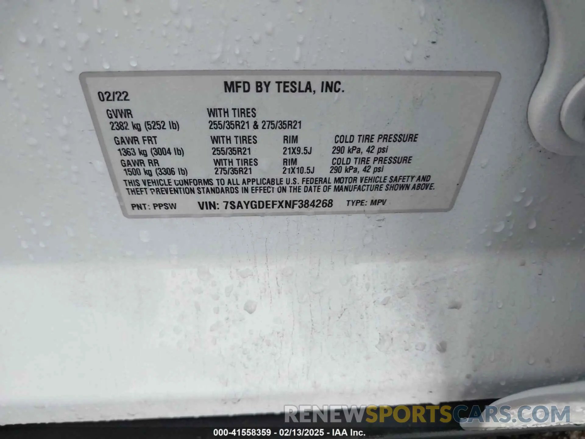 9 Photograph of a damaged car 7SAYGDEFXNF384268 TESLA MODEL Y 2022