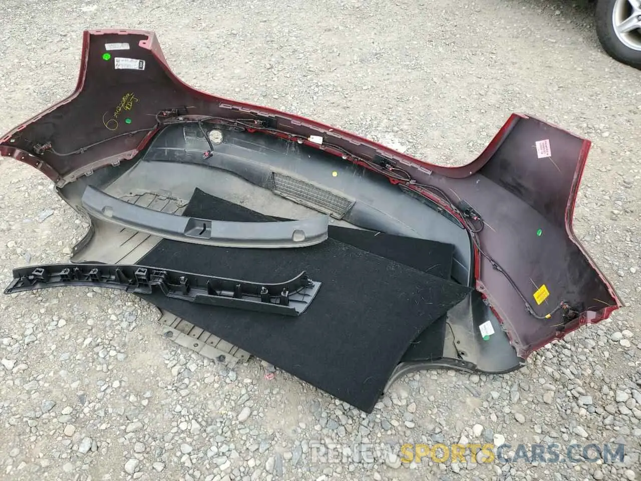 13 Photograph of a damaged car 7SAYGDEFXNF405829 TESLA MODEL Y 2022